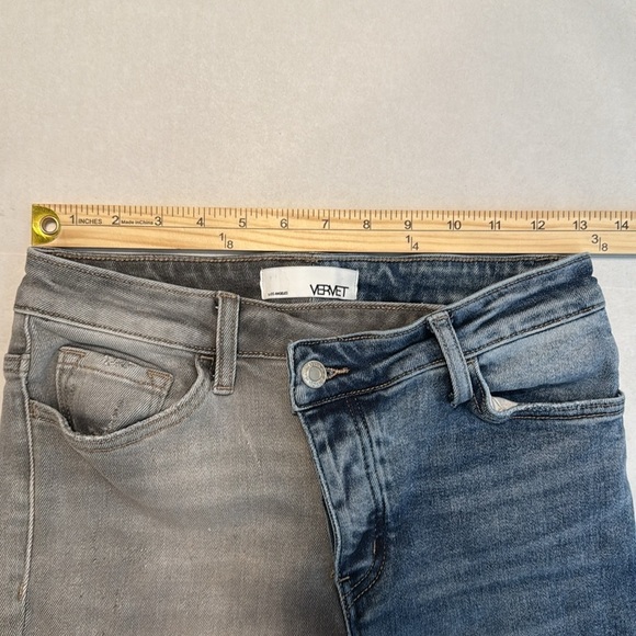 Vervet Asymmetrical Waist Two Toned Distressed Crop Jeans Size 25 - Picture 5 of 12